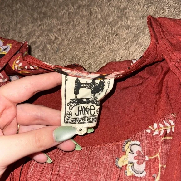 Flower Dress - Picture 5 of 9